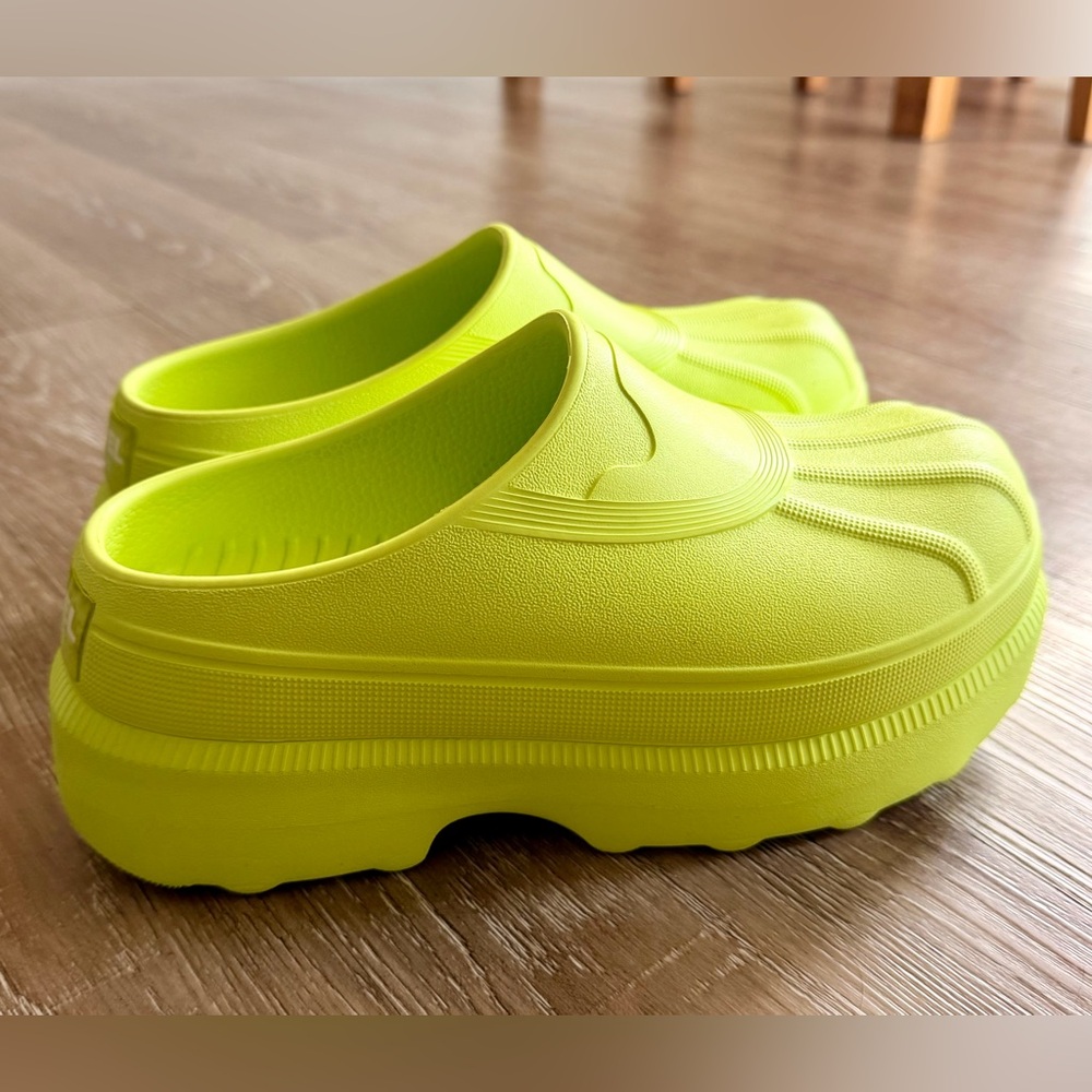 Sorel Caribou Clog in Line Green (9)